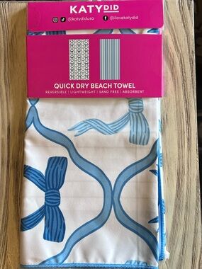 KatyDid Mini Bow Quick Dry Beach Towel Blue White Reversible NWT